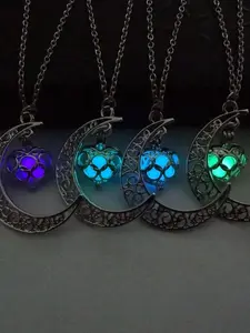 Unique Four-Color Luminous Necklace for Women, Perfect Gift for Valentine's Day and Birthdays, Chic and Stylish Jewelry, Jewelry Accessory