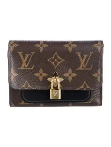 Pre-owned Louis Vuitton Coated Canvas Small Leather Goods 2018 LV Monogram Compact Wallet