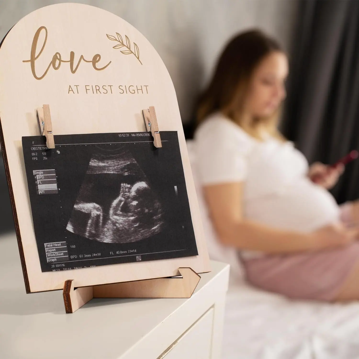 Double Sided Wooden Ultrasound Picture Frame, Love At First Sight Sonogram Photo Holder With Clips, Hello World Baby Birth Stats Announcement Sign, Newborn Footprint Keepsake Frame, Pregnancy Gift For