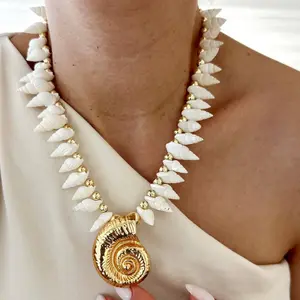 Women's Gold Nautilus Shell Choker Necklace - Natural White Spiral Sea Shell Beaded, Boho Coastal Ocean Theme Chunky Statement Costume Jewelry