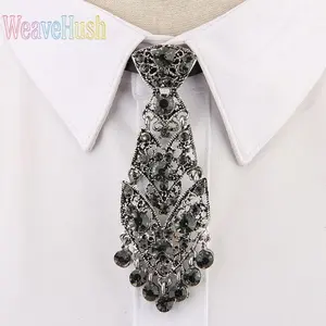 Fashion Personality Unisex Metal Diamond Tie, trendy elegant design perfect for reception, wedding and ceremony occasions, shiny diamond embellishment, stylish formal accessory for men and women.
