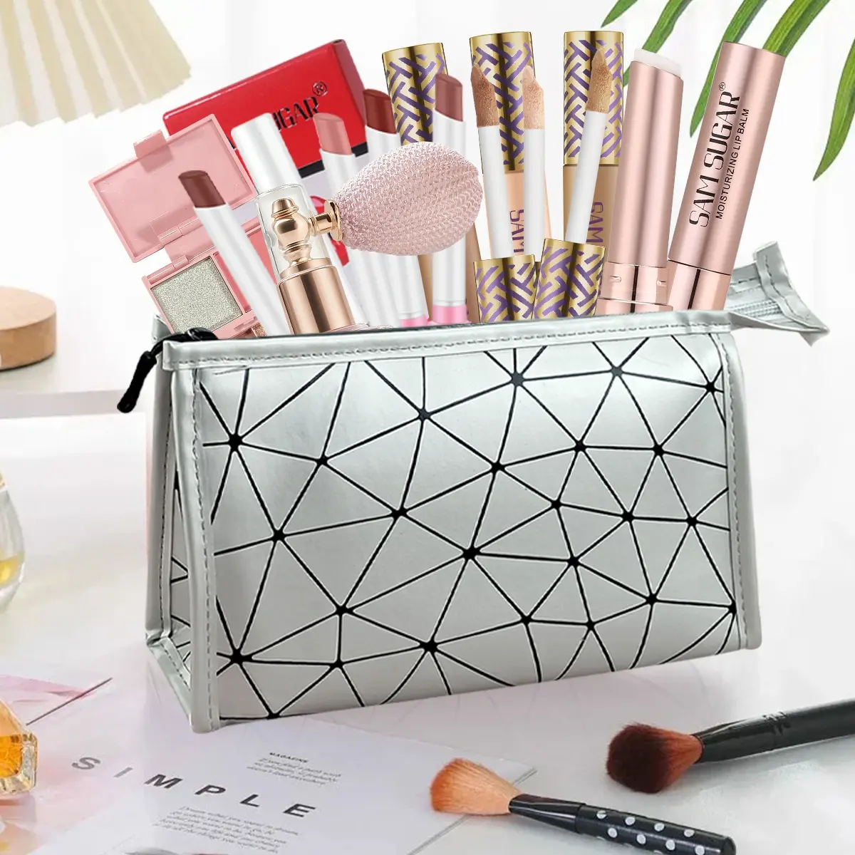 Multifunctional Makeup Set with Fashionable Bag, Includes Concealer, Lip Gloss, Lipstick, Eyeshadow Palette, Blush, Perfect Gift for Women & Girls