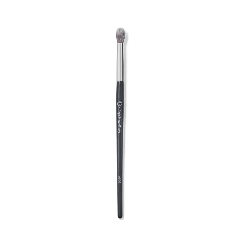 BK Beauty X Angie Hot & Flashy A502 Crease Shader Brush