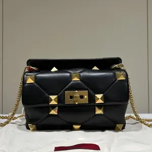 Pre-owned Valentino Leather Crossbody Bags Roman Stud Medium bag 29282075