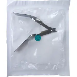 Staple Removal Kit, Includes Staple Remover and Gauze Sponge, Steriled, Ideal for Hospitals and Clinics (1)