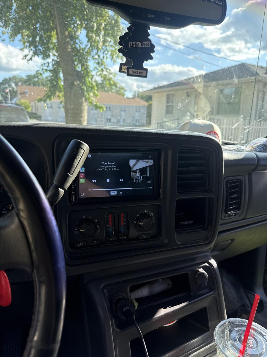 Item: Car Stereo with Backup Camera