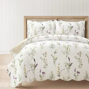 Lush Decor Watercolor Wildflower Scallop Edge Floral 3 Piece Quilt Set Full/Queen/King/California King Sizes Soft Breathable Bedding