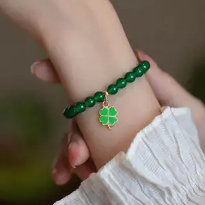 Lucky Four-Leaf Clover Bracelet, Green Beaded Charm Bracelet for Women, St. Patrick’s Day Adjustable Gift Bracelet Symbol of Luck and Prosperity