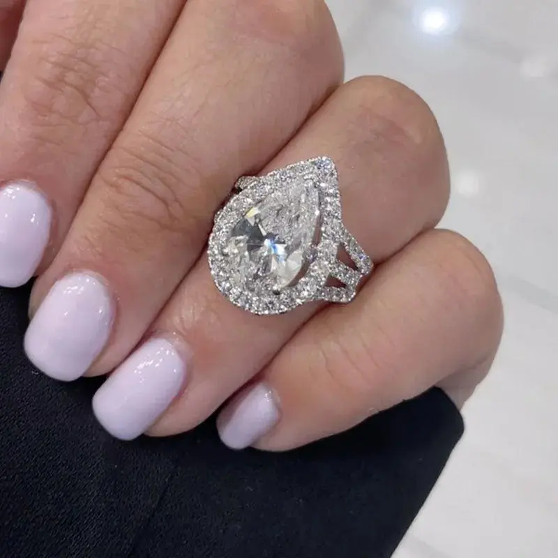 MAXINEJEWELRY 4.5ct Pear Cut CZ Engagement Ring - 5A Cubic Zirconia Women's Jewelry Ring, Ideal for Proposal, Wedding, Daily Wear, Engagement Rings