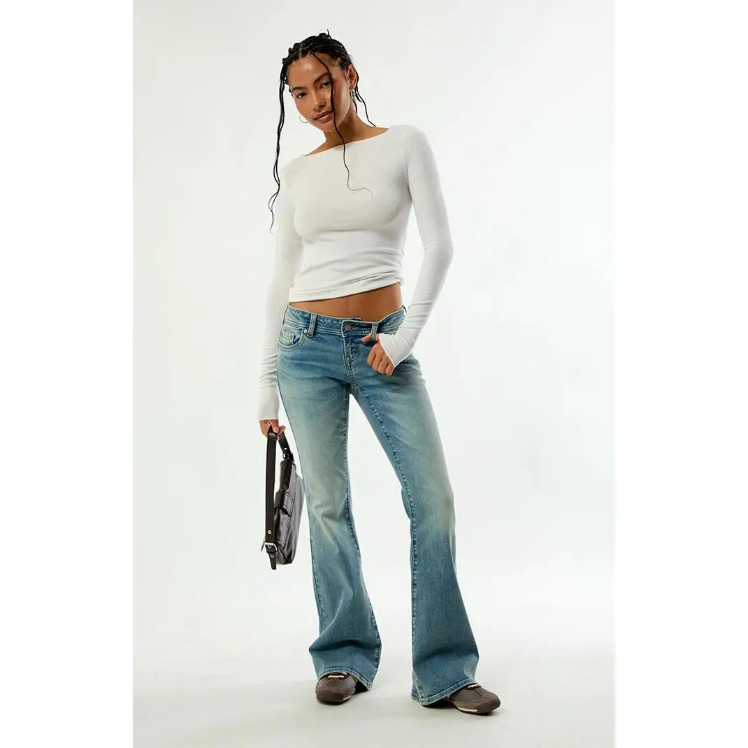 Pacsun Women's Alana Ultimate Low Rise Flare Jeans Stretch Button Pocket Medium Blue
