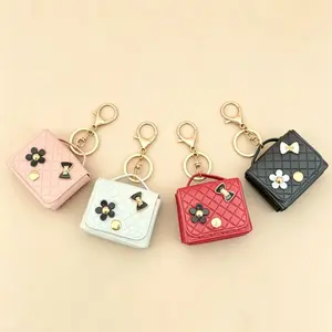 Mini Square Bag Pendant Keychain - High Quality Leather with Cute Flower & Bow Design, Cute Car Keychain & Bag Charm Accessory, Perfect for Graduation & Mother's Day Gift