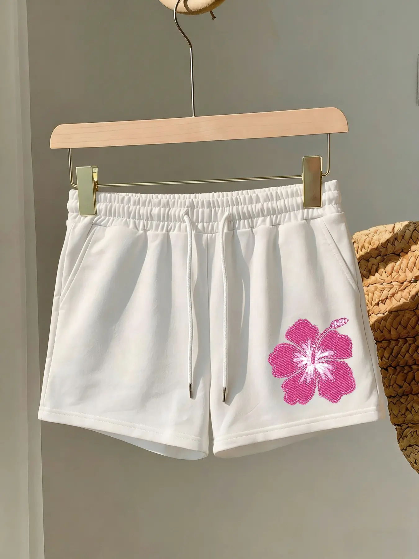 Soft Cotton Casual Lounge Shorts, Relaxed Fit Shorts, Bottom for Women, Y2K Pink Hibiscus Printed Design, Elastic High Waist Drawstring, Comfy Breathable Summer Beach/Homewear Loungewear, Floral Streetwear for Everyday Cozy Outfits