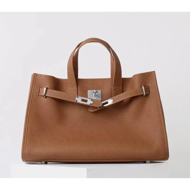 2025 New Horizontal Version Cowhide Leather Handbag with Silver decoration Large Capacity Multi-layer Women's Diagonal Shoulder Bag Classic Style Commuter ladies' bag 2025 New Horizontal Version Cowhide Leather Handbag with Silver decoration Large Capacity Multi-layer Women's Diagonal Shoulder Bag Classic Style Commuter ladies' bag