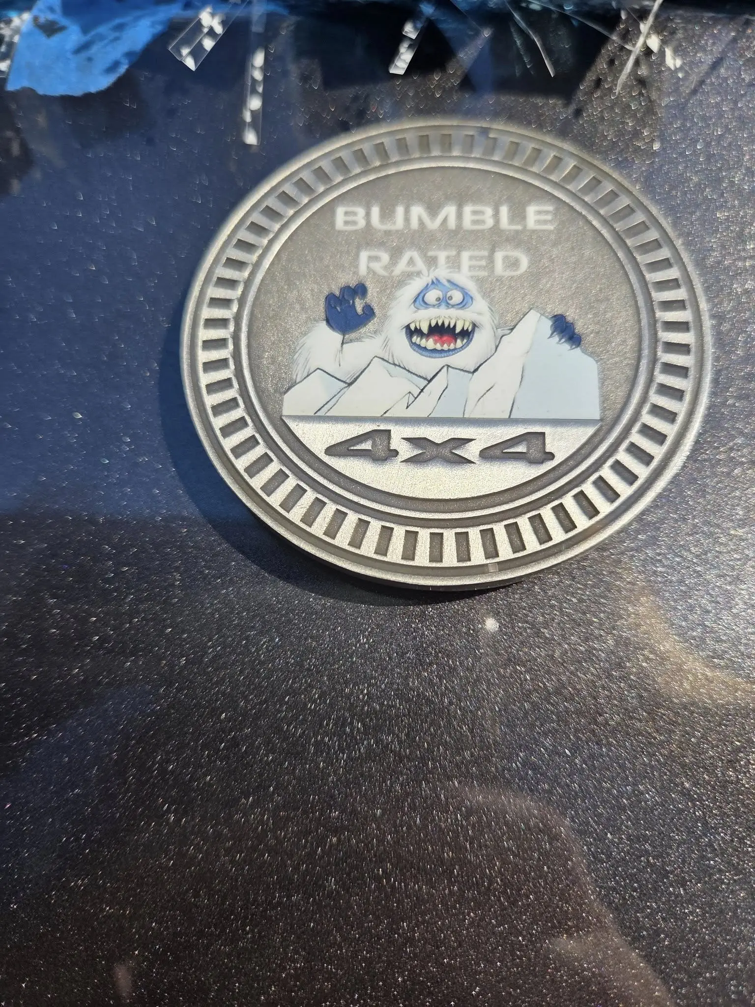 Bumble Rated Stainless Steel 3MVHB Vehicle Emblem Epoxy with Iconic Bumble Design for 4x4 Enthusiasts