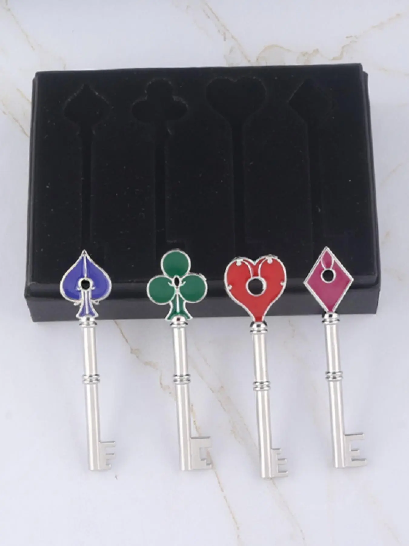 Poker Design Keychain, Fashionable Alloy Keychain for Women & Men, Trendy All-match & Exquisite Keychain for Birthday Gift