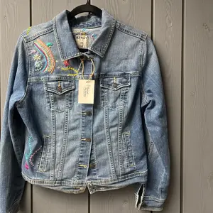 Flower Dreams Denim Jacket Old Navy Size Large