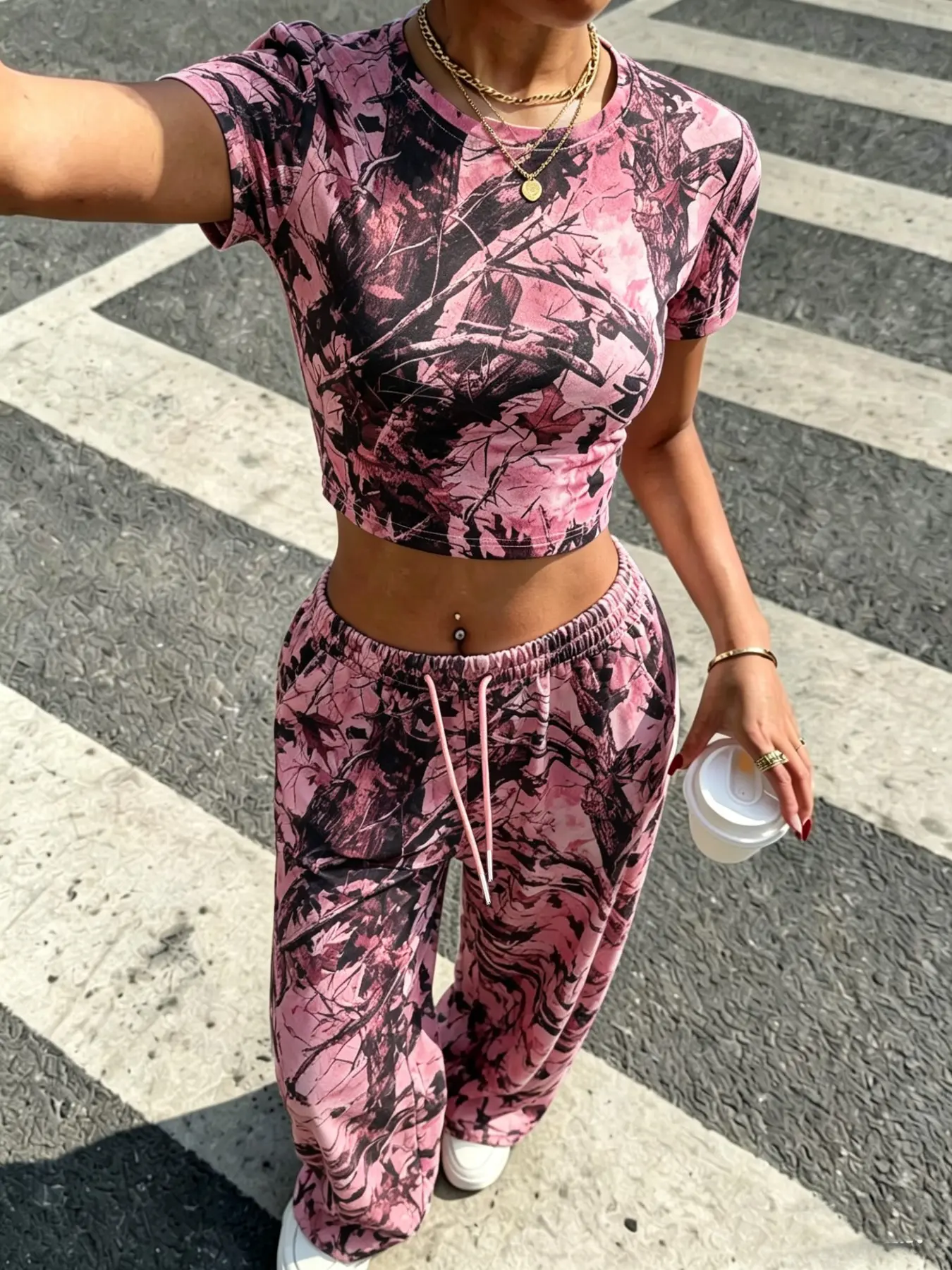 Women's Short Tee Round Neck and Wide Leg Pants Set Outfit, Casual Style Camouflage Print, Slim Fit, Long Pants, Comfortable Daily Wear, Everyday, All Seasons, Summer Lounge Set, Womenswear, Clothes