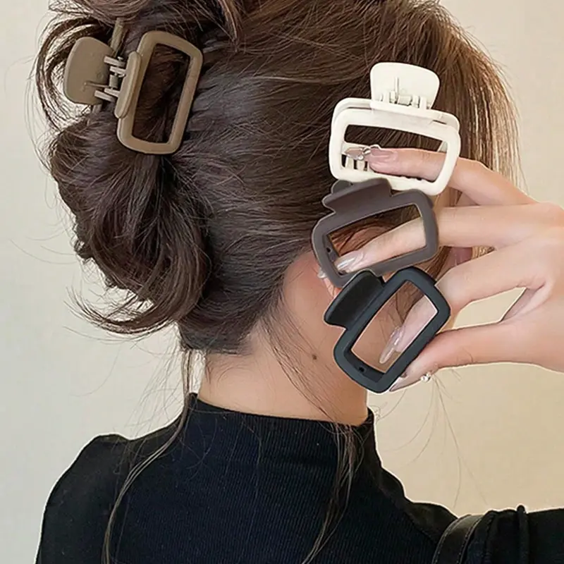 4pcs Women's Square Claw Clips, Medium Black & White Hair Claw Clips (5cm/1.97in), Lightweight Non-Slip Hair Clips, Super Cute Clips, Perfect for Daily Styling, Face Washing & Makeup, Cute Hair Accessories