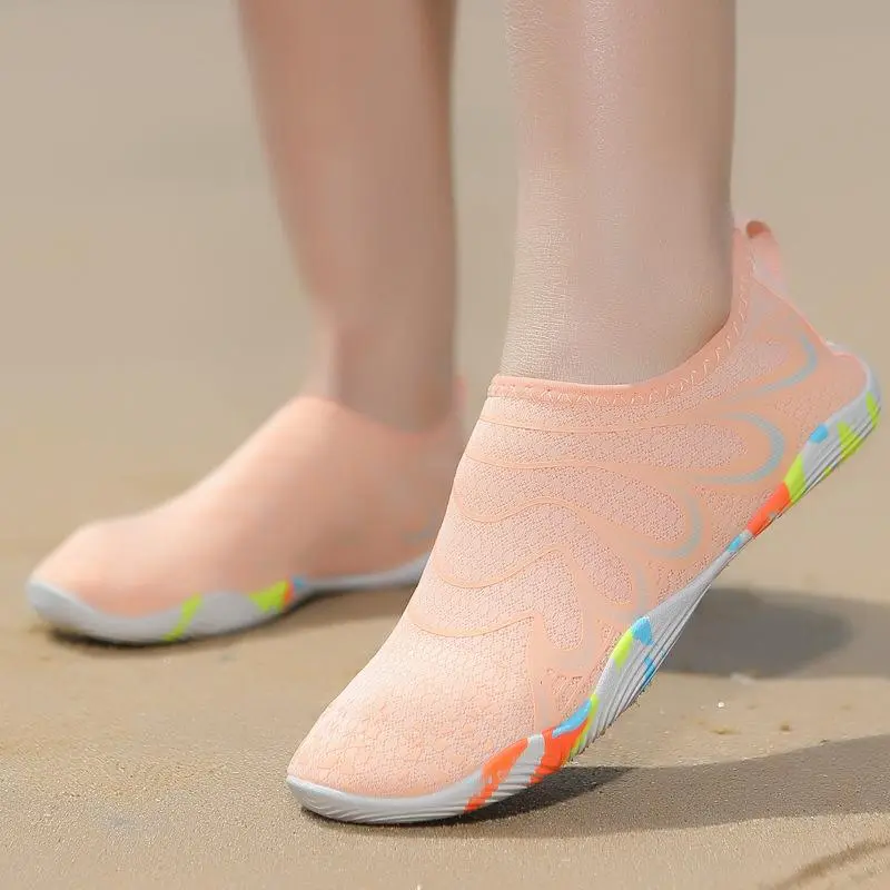 Parent-child wading shoes for river exploration, waterproof shoes for beach use, men's and women's beach shoes with anti-slip thick soles, seaside quick-drying children's and adult swimming shoes, romantic shoes for couples