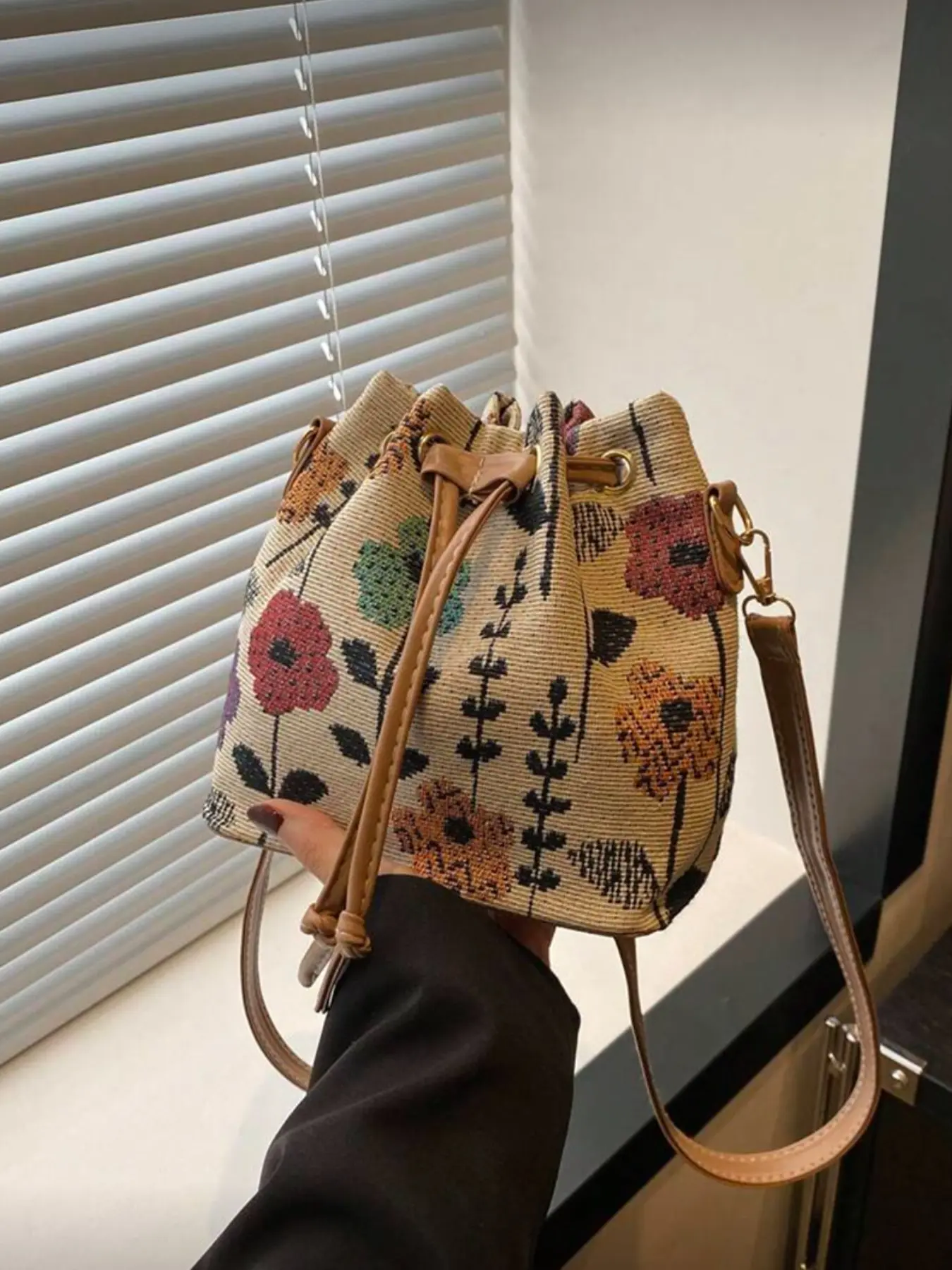 Women's Floral Bucket Bag, Fashionable Bucket Bag, Stylish Bag, Drawstring Water Bucket Design, Casual Crossbody Shoulder Bag for Daily Use & Commuting, Fashionable Bags