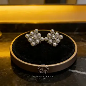 E35-Nine Grid White Baby Pearl Stud Square of Light Chic Design Round Small Pearls S925 Pin Part Hypoallergenic Natural Pearls Earring Spring Birthday Gift