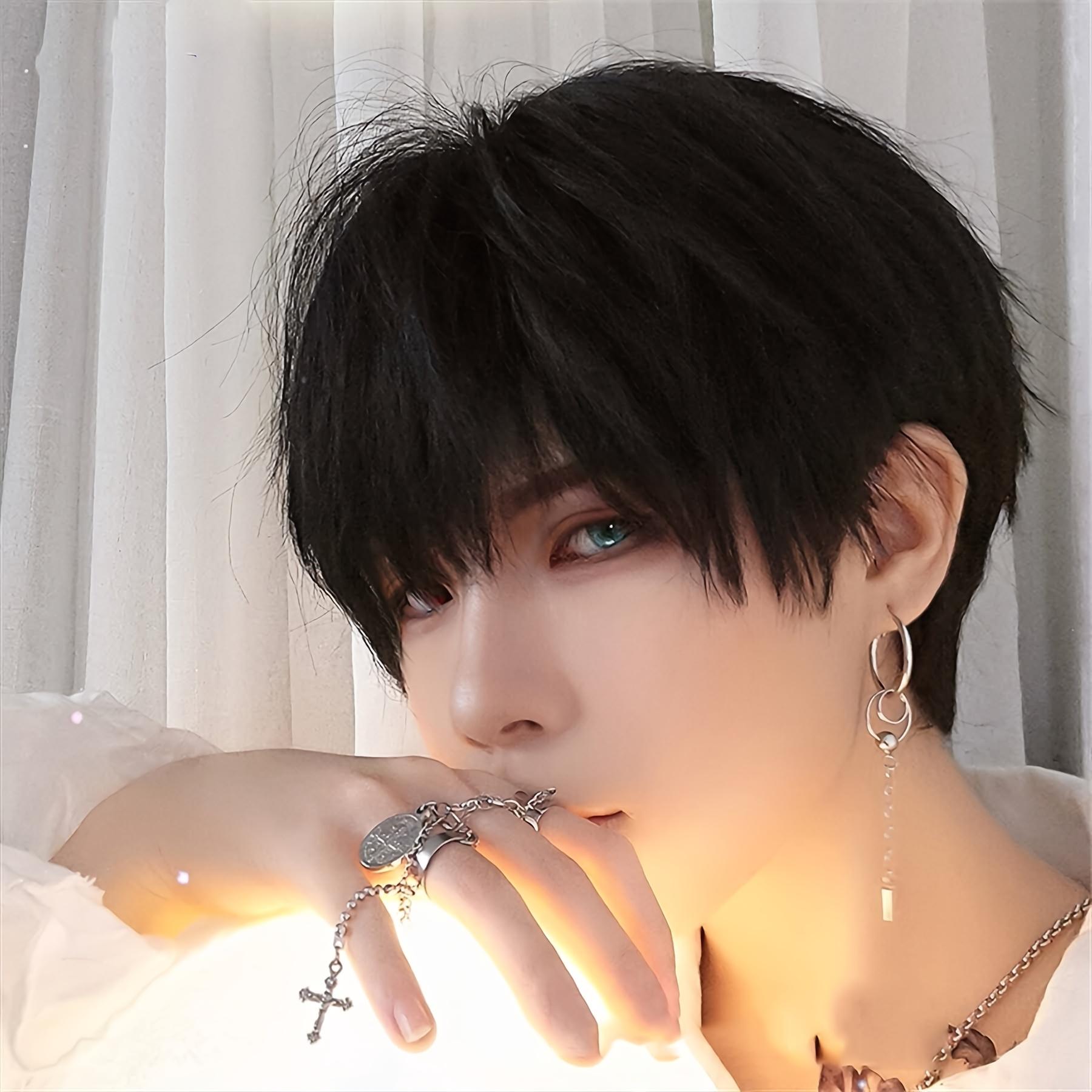 Men'S Wigs with Side Bangs That Can Be Straight Or Slanted, Short Hair, Made from High-Temperature Fiber, And Designed for Everyday Wear with a Look