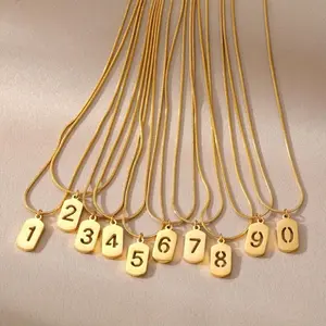 1 Pc Fashionable Simple Lucky Number Square Pendant Necklace, with Unique Design and Beautiful Implication, Stainless Steel Material Is Durable and Fadeless, Suitable for Daily Wear and Birthday Gifts