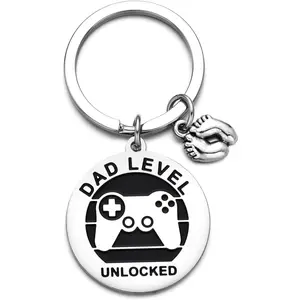 Father's Day Gifts, First Time Dad Uncle Gifts Fathers Day Keychain for New Dad Uncles, Daddy to be Uncle Level Unlocked Keychain
