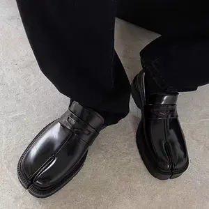 Retro British men’s split-toe loafers — thick-soled square toe hoof shoes, slip-on leather dress shoes for commuting and casual wear