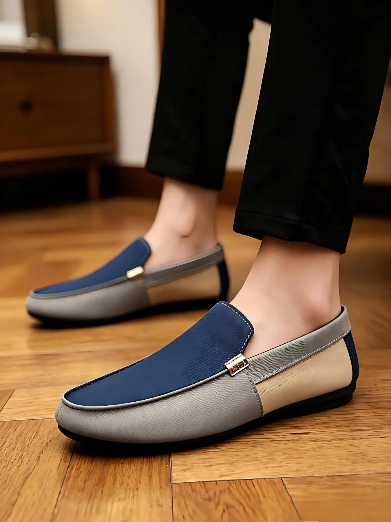 2026 Spring and Summer New Arrival Men's Lightweight Breathable Color-blocked Spliced Flat Heel Loafers, Slip-on Flat Casual Canvas Shoes for Daily Commute and Versatile Wear Walking Shoes Footwear