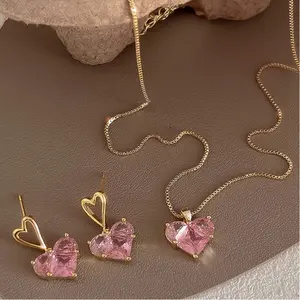 Heart-shaped earrings and necklace set DDXL0038, women's daily accessory for dating, vacation, party gift, 14K gold-plated