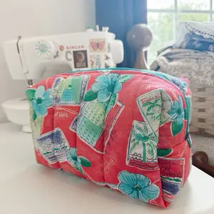 Handmade Quilted Boxy Makeup Bag - Easy-Carry, Multi-Use, Pattern, Pouches Make-Up Bags for Travel, Compact Cosmetic Organizer with Secure Zipper Closure, Makeup Bags