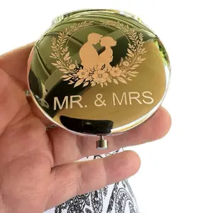 12pcs Wedding Party Favors Double Sided Mirrors with Elegant "MR. & MRS" Design and Floral Accents