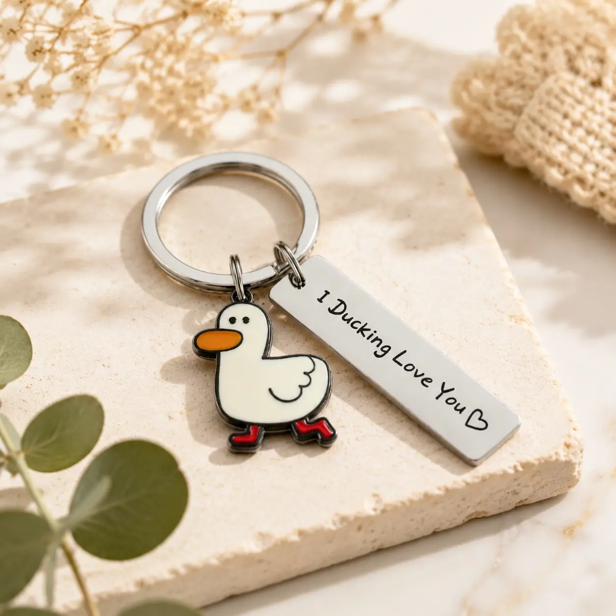Funny Cartoon Duck Stainless Steel Keychain, Fashion Letter Engraving Slogan Metal Keychain, Backpack Messenger Bag Decoration, Cute Accessories, Couple Gifts, Creative Gifts, Girly Keychain