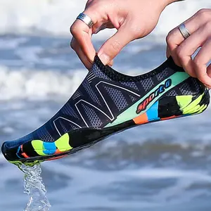 Unisex Colorblock Water Shoes, Quick Drying Barefoot Sports Shoes, Comfortable Lightweight Design Breathable Water Shoes for River Beach Swimming Pool Hiking