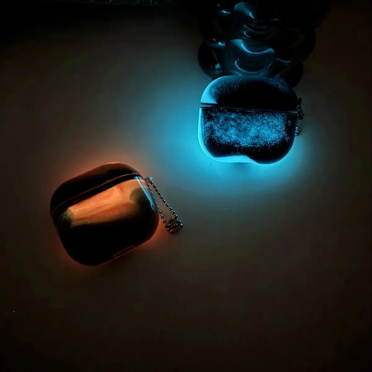 Glow in the Dark Luminous Liquid AirPods Case - Cute Sparkle Audio Headphone Accessory with Handheld Keychain, Convenient Protective Cover for AirPods 1/2/3/Pro/Pro 2, Trendy Party Gift for Girls, Convenience
