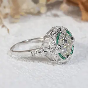 Elegant Bohemian & Court Style 2Ct Moissanite Engagement Ring for Women, 5.6G S925 Silver, Round Cut with Green Accents, Gift Box, Perfect for Wedding & Valentine'S Day All Fit Boho
