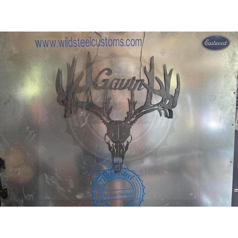 Personalized Metal Bow Holder: Custom Wall-Mounted Bow Rack