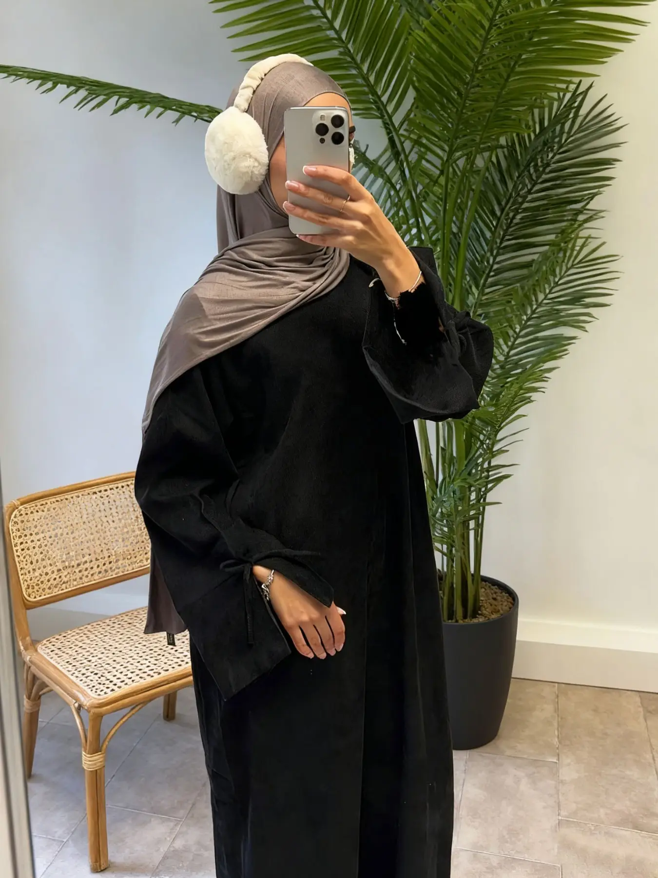 Women's Casual Loose-Fit Long Robe Coat, Thick Woven Fabric, Fall & Winter Abaya Outerwear, Plain Pattern Design
