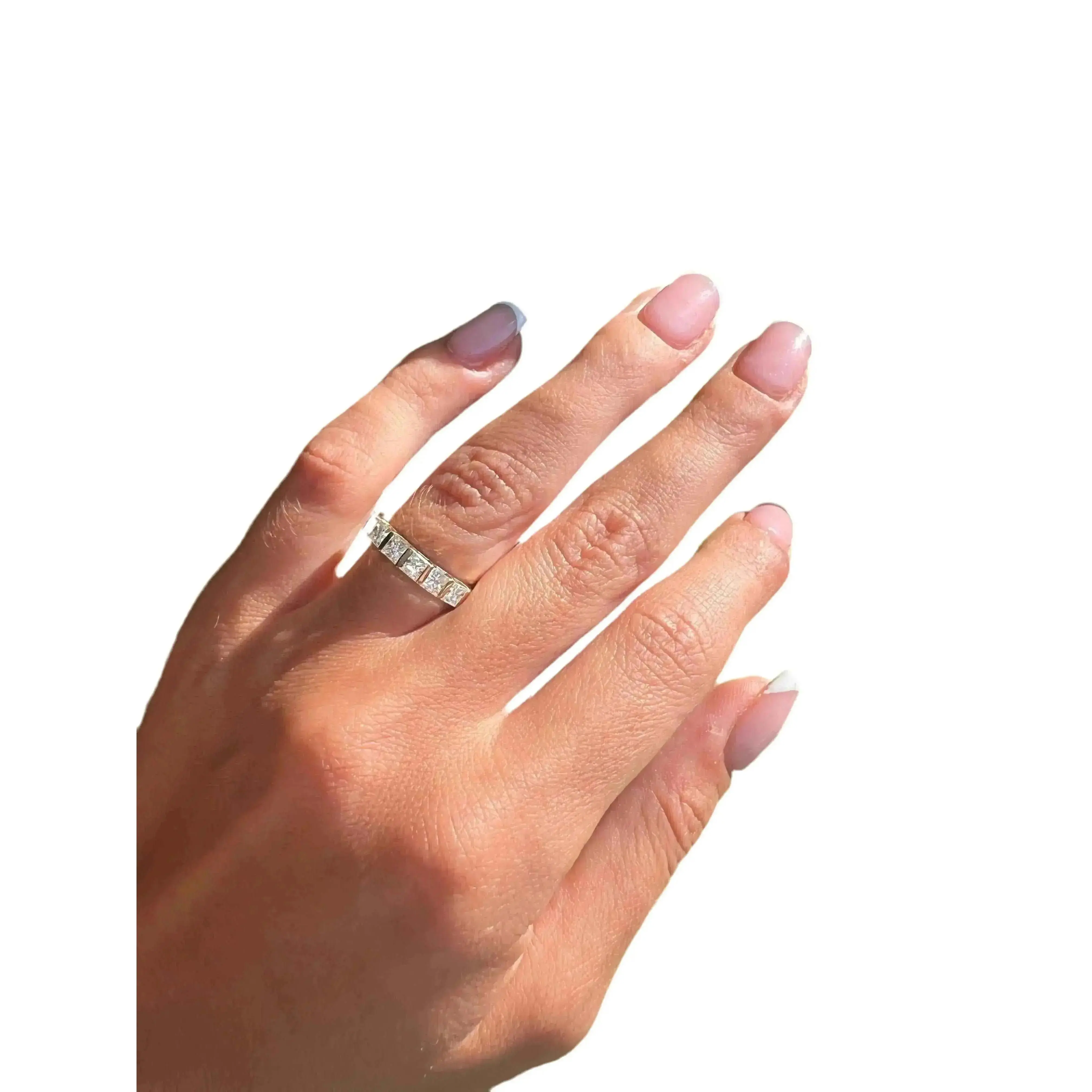 Trendsi Princess Cut 5 Stone Engagement Ring 750/18K White Gold with Sparkling Stones, Elegant Polished Design for Adults