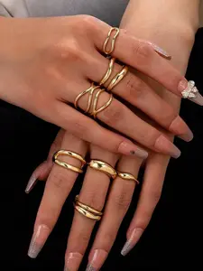 7pcs Gold Metal Thick Ring Set, A Complete Curated Stack Of Minimalist Design Criss-Cross Rings For Women. The Ultimate Stackable Jewelry Gift For Valentine's Day, New Year & Back To School Style.