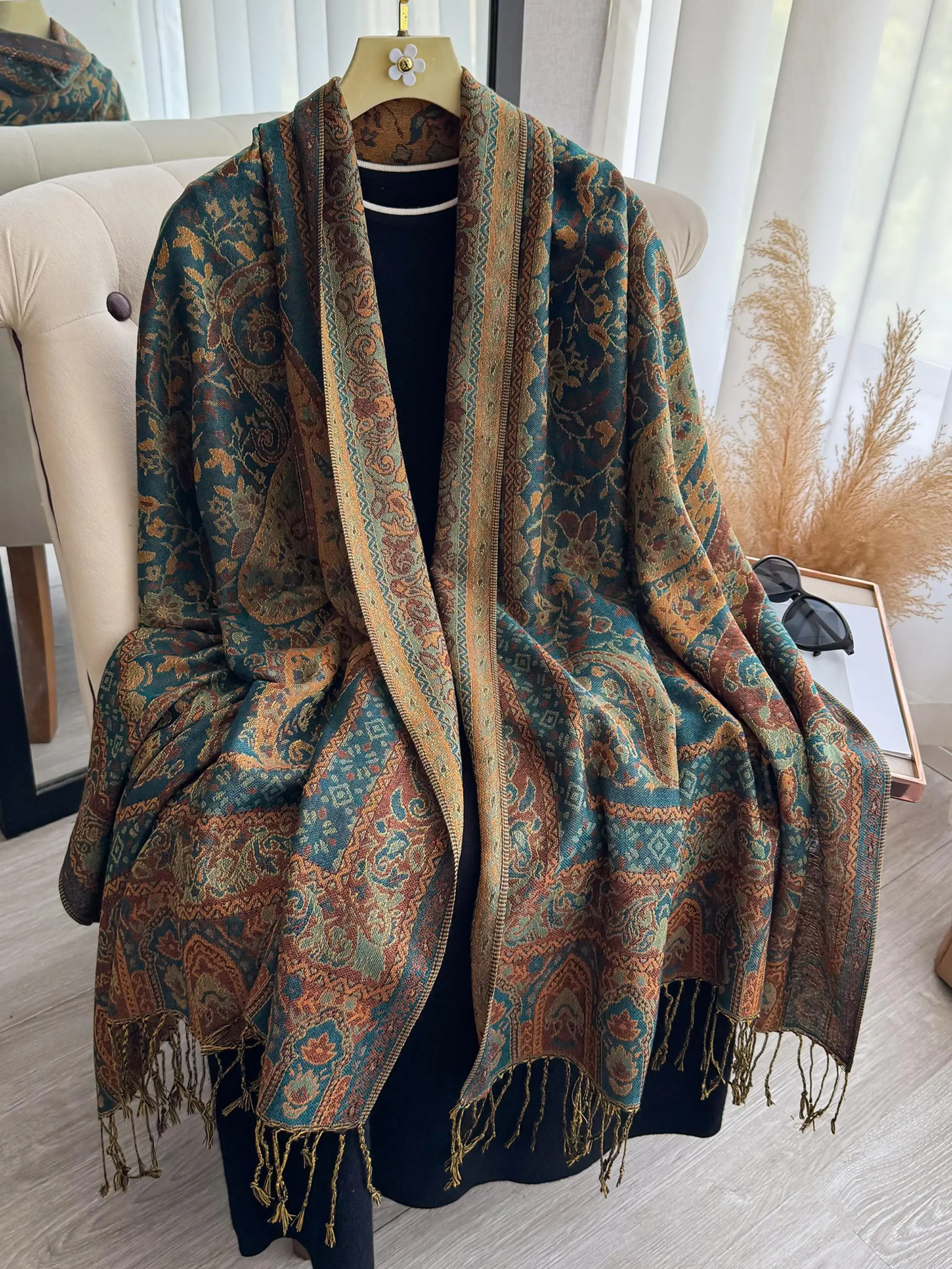 Women's Vintage Floral Print Long Scarf, Boho Style for Daily Wear, Fashion Accessories for Women & Girls, Boho Style Shawl, All Season Shawl, Boho Shawl Wrap