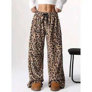Women'sLeopardPrintCoralFleecePants,ThickenedWarmHomeWear,VintageLooseFitWideLeg,FallWinterCasual,CasualStreetTrousers