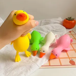 Stress-relief duck squeeze toy, goose, cute and adorable animal, calming and stress-relief toy, adult stress-relief stretching toy