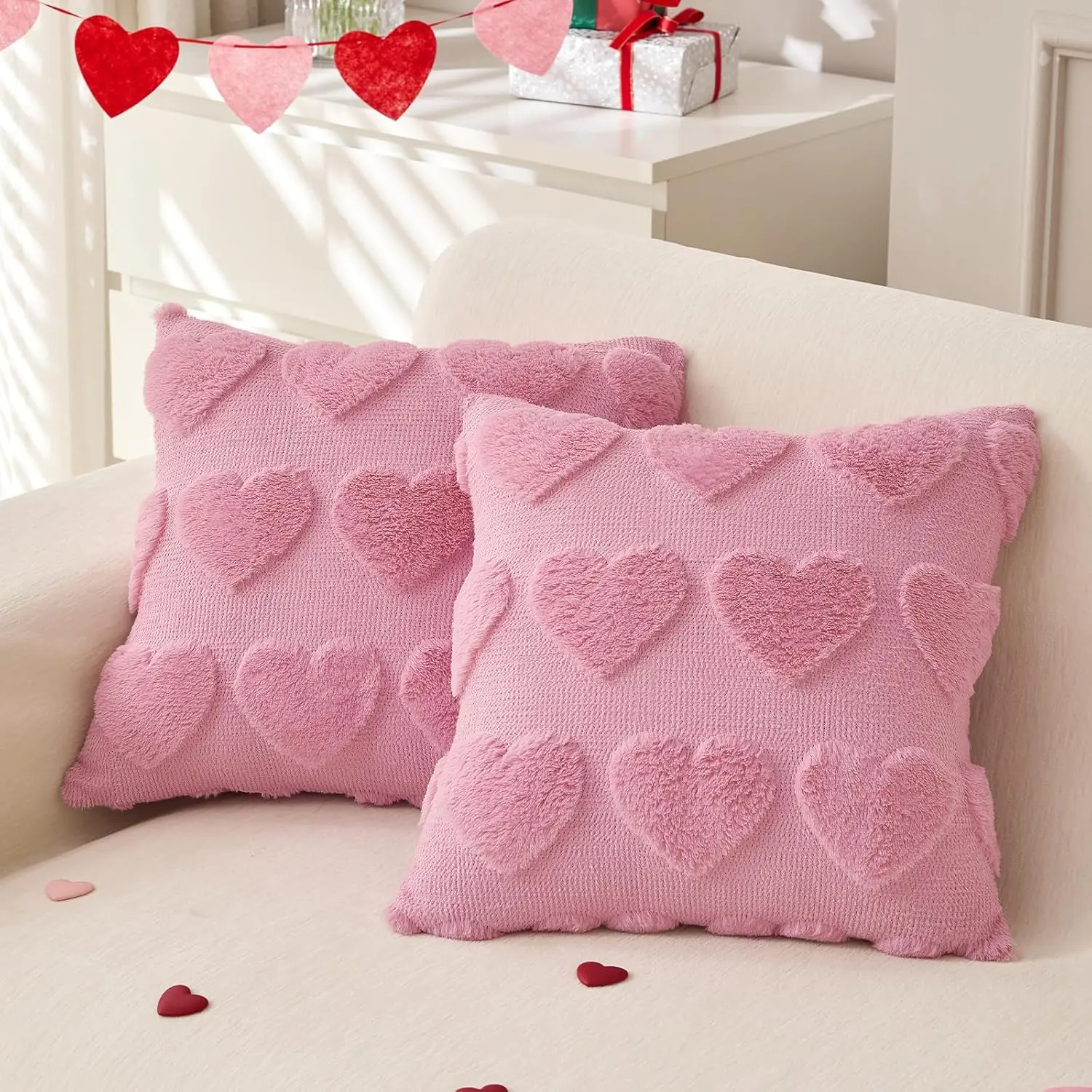 Valentine's Heart Faux Fur Pillow Covers - 18x18 in 2-Pillow Set, Romantic Pink Soft Luxurious Textile, Couch Cushion Cover with Whimsical Charm, Soft Warmth for Sofas & Beds, Valentine Vibes Home Decor