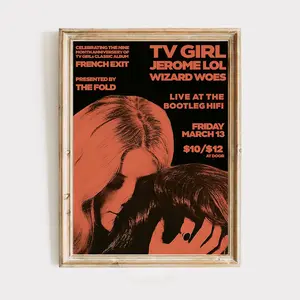 Vintage TV Girl Poster, Retro TV Girl Print, Wall Art for Home Living Room Bedroom Decor, Home Decor, Room Decor, No Frame, Ornaments