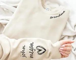 Custom Grandma Sweatshirt, Personalized Gift for Grandma with Kids' Names, Perfect Christmas Gift for Grandma