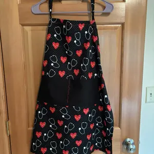 Seller Live/Buyer Choose Adjustable Apron