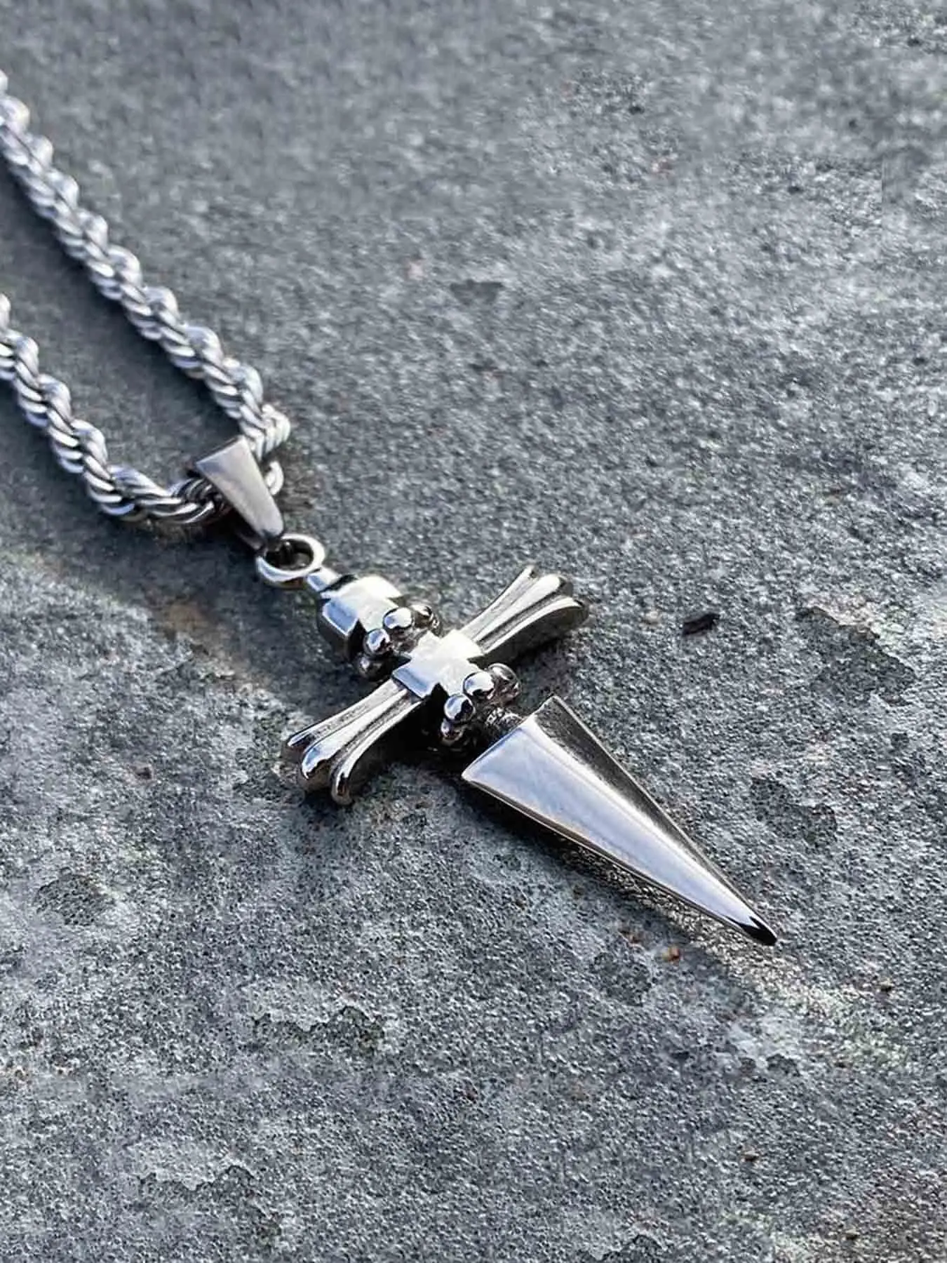 Hiphop Trend Cross Dagger Fashion Pendant Necklace, Stainless Steel Twisted Chain, Punk Design Unisex Street Style Party Jewelry, Cross Necklaces
