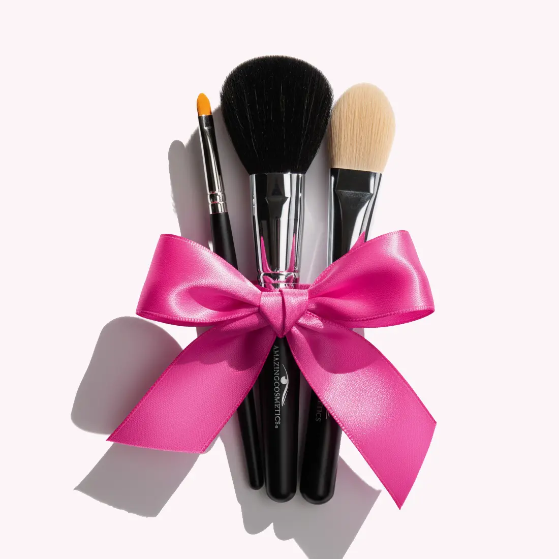 Luxury Makeup Brush Bundle - Foundation, Concealer & Velvet Brushes for Precision Application and Smooth Coverage